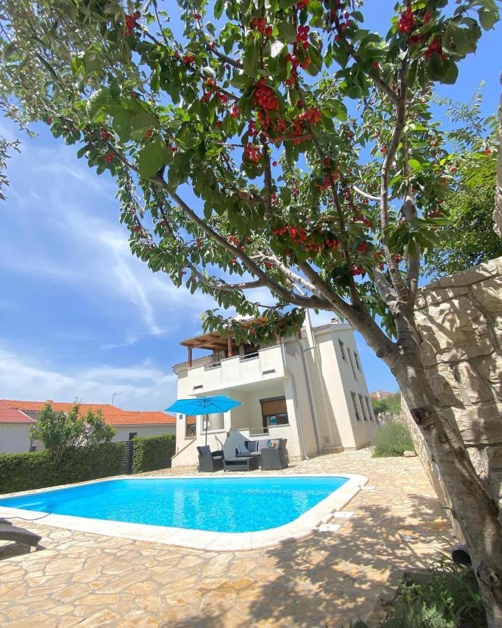 Villa Cvita ปอฟเลียนา ภายนอก รูปภาพ